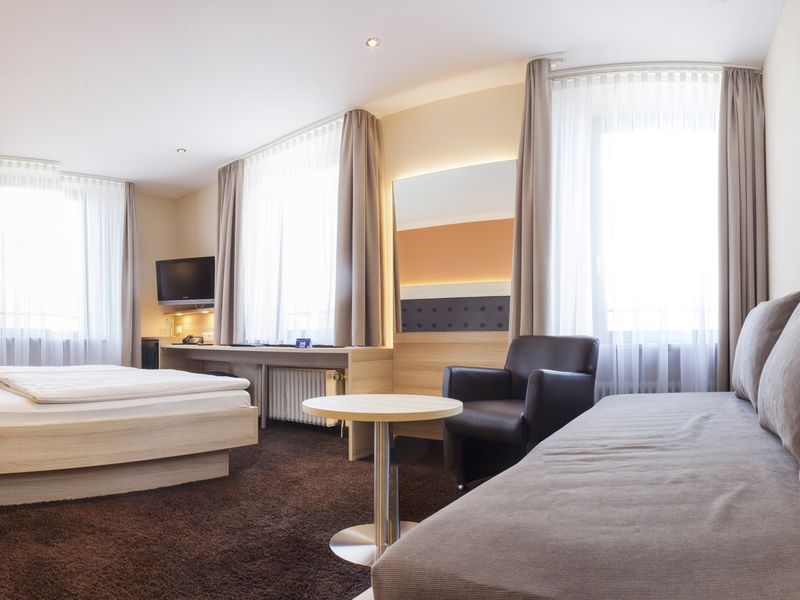Hotel Photo 1