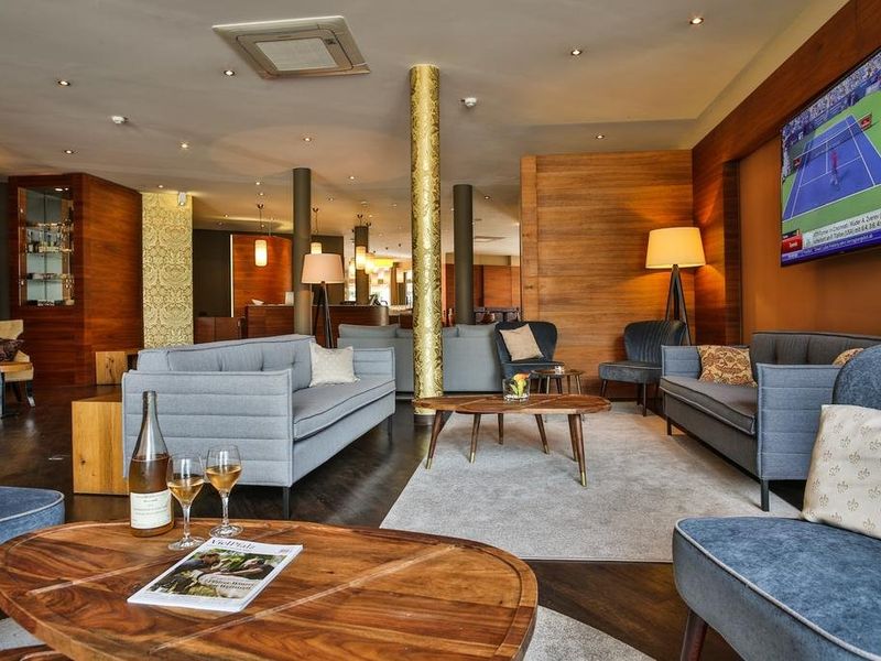 Hotel Photo 6