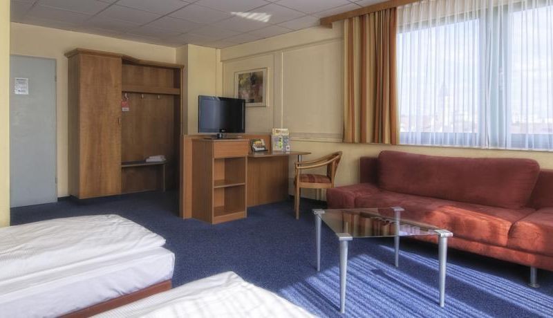 Hotel Photo 8