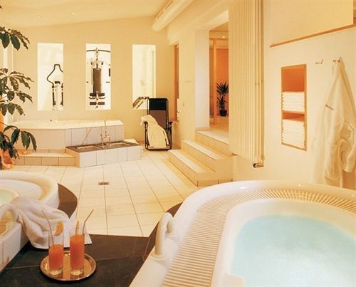 Hotel Photo 9
