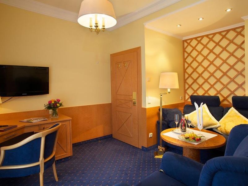 Hotel Photo 11