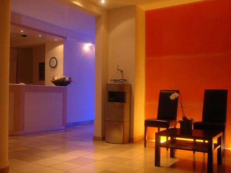 Hotel Photo 8