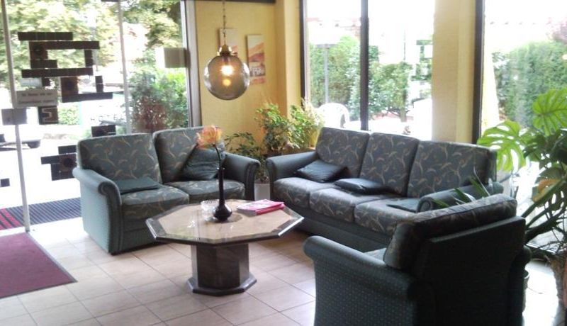 Hotel Photo 8