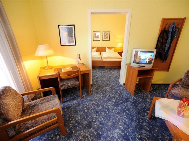 Hotel Photo 8