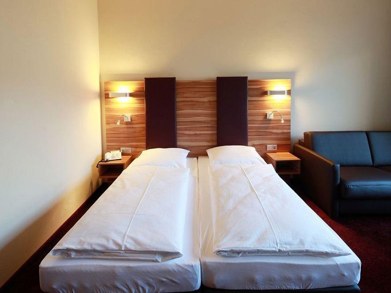 Hotel Photo 1