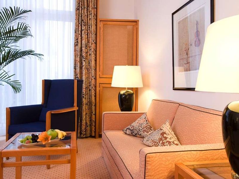Hotel Photo 5