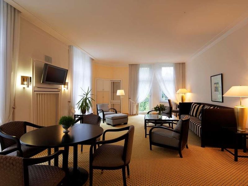 Hotel Photo 6
