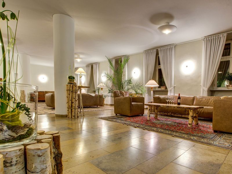 Hotel Photo 8