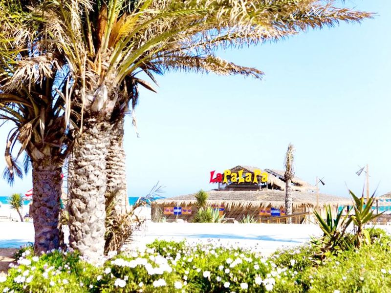 Hotel Photo 1