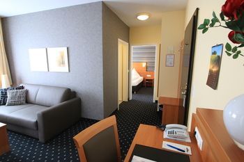 Hotel Photo 5