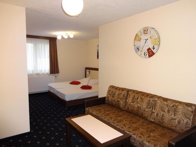 Hotel Photo 11