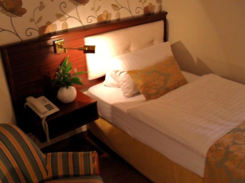 Hotel Photo 8