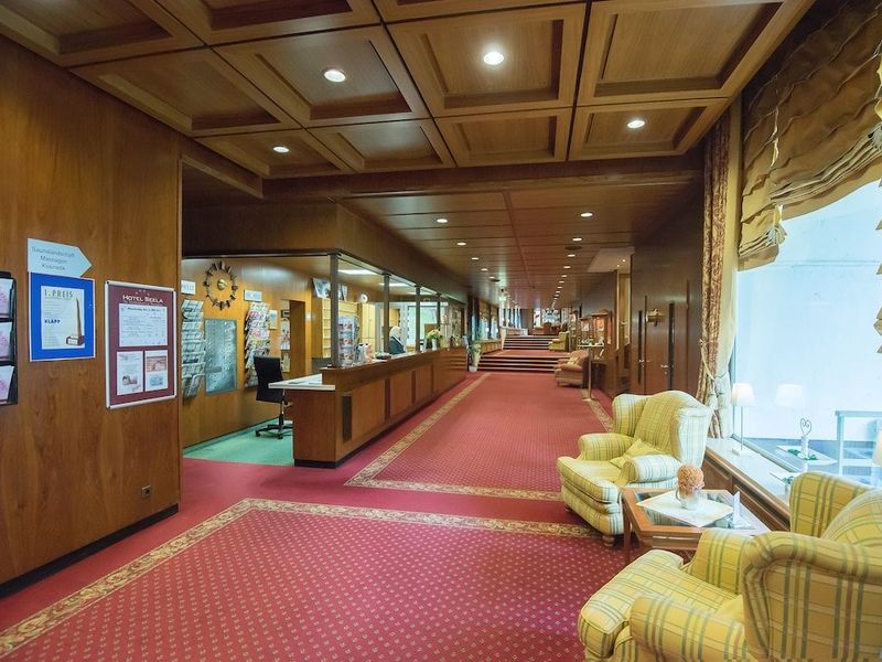 Hotel Photo 8