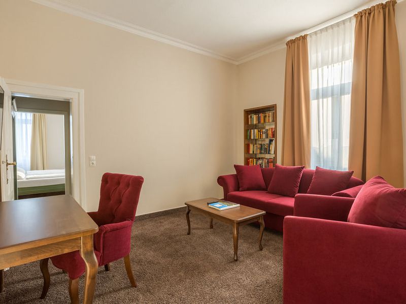 Hotel Photo 9