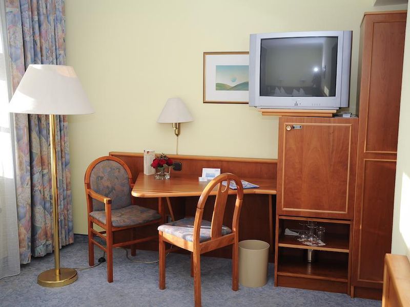 Hotel Photo 5