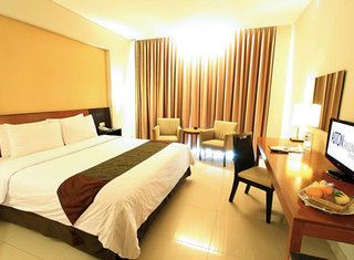 Фото отеля ASTON Tanjung City Hotel