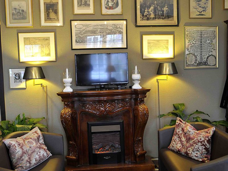 Hotel Photo 6