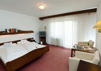 Отзывы Hotel Schwarzwälder Hof, 3 звезды