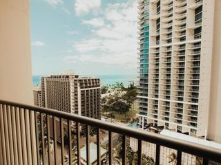 Embassy Suites by Hilton Waikiki Beach Walk