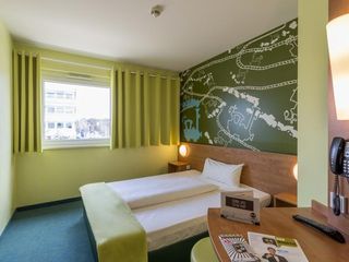Hotel pic B&B Hotel Augsburg-Süd