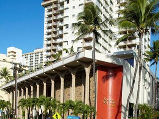 Queen Kapiolani Hotel