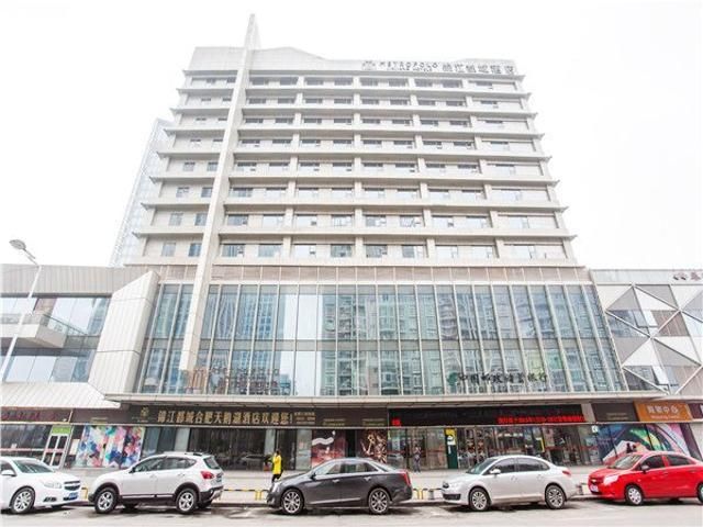 Hotel Photo 16