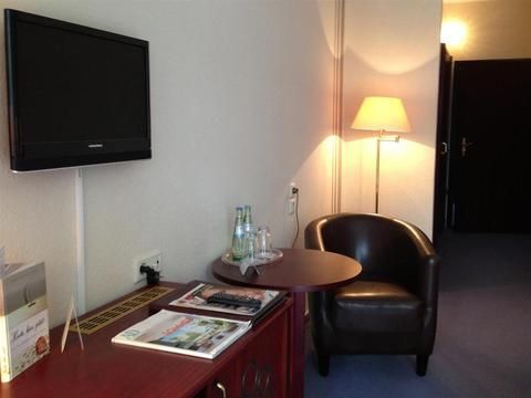 Hotel Photo 12