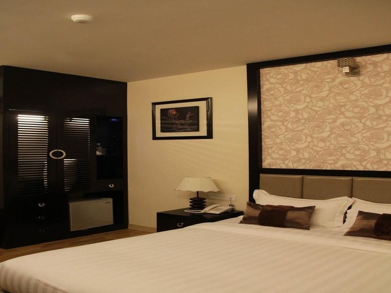 Hotel Photo 12