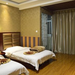 NearBy Hotel