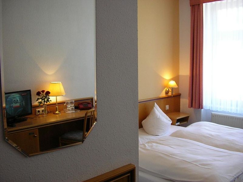Hotel Photo 1