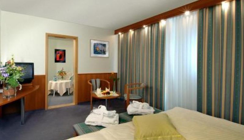 Hotel Photo 2