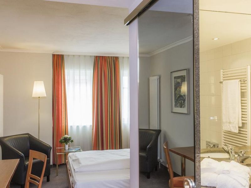 Hotel Photo 4