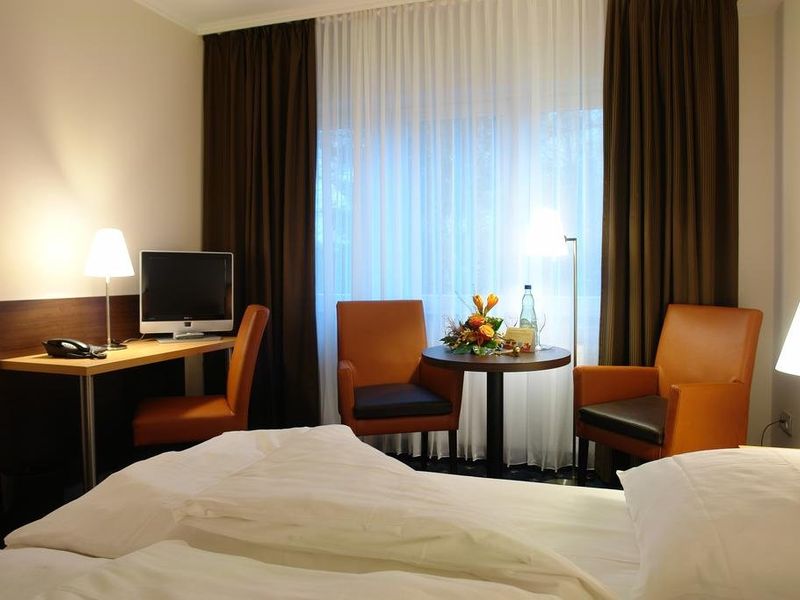 Hotel Photo 1