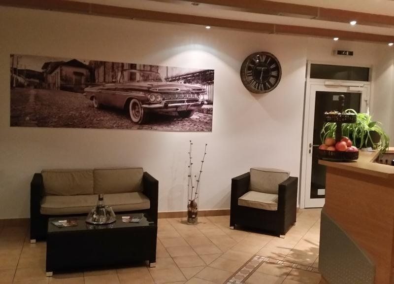Hotel Photo 8