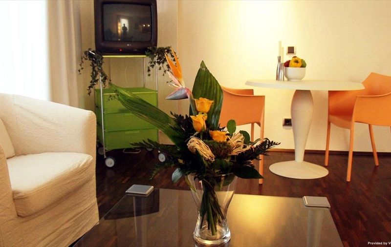 Hotel Photo 9