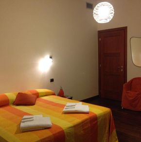 NearBy Hotel