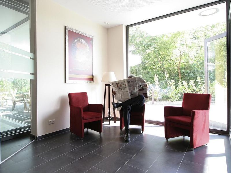 Hotel Photo 8