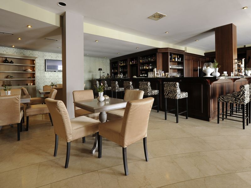 Hotel Photo 16