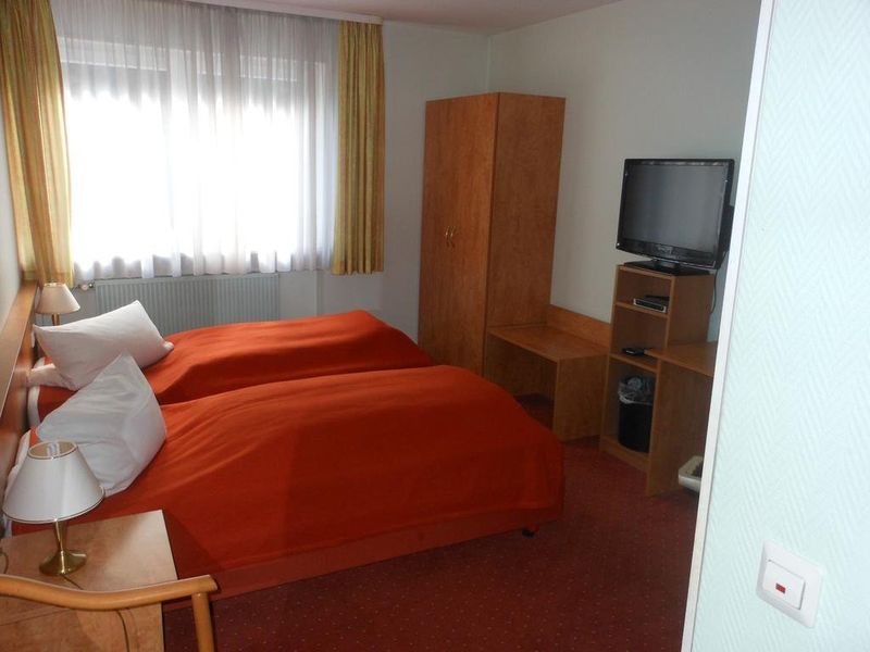 Hotel Photo 8