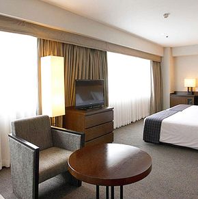 NearBy Hotel