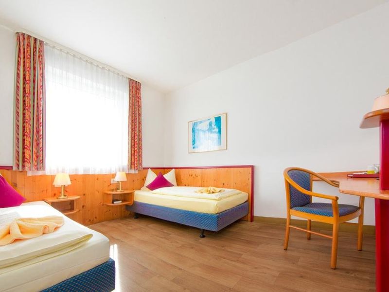 Hotel Photo 5