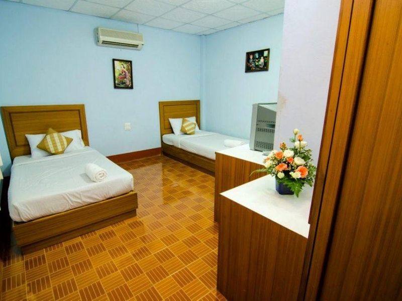 Hotel Photo 6