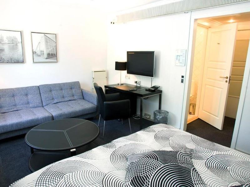 Hotel Photo 7