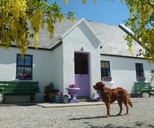 Clondanagh Cottage and Farm-on-the-Lake Tulla Ireland