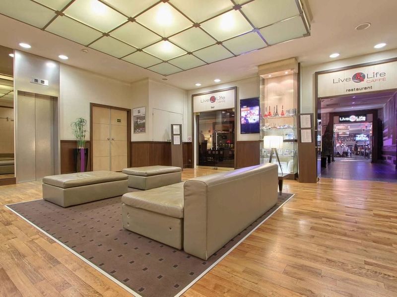 Hotel Photo 14