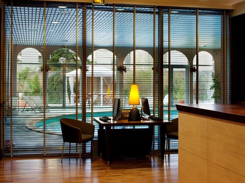 Hotel Photo 5