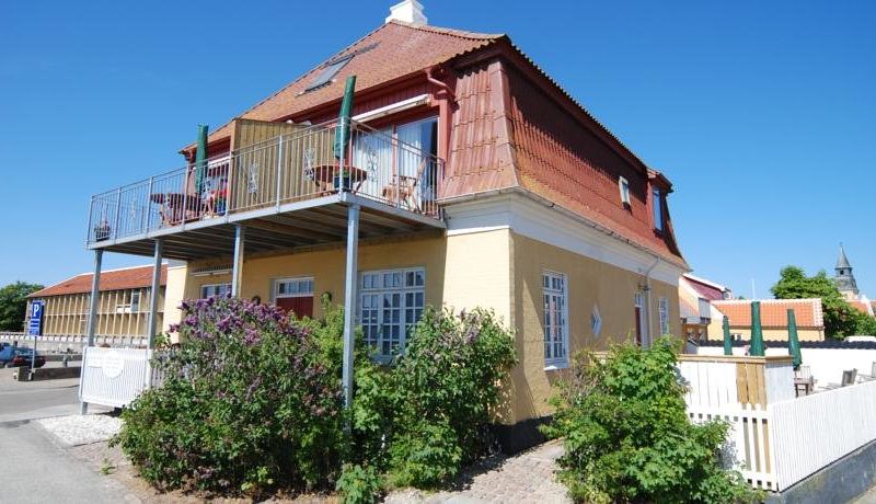 Hotel Photo 1