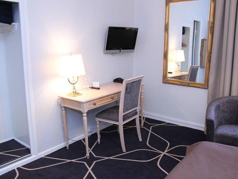 Hotel Photo 5