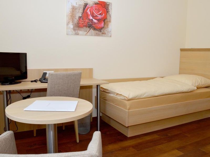 Hotel Photo 1