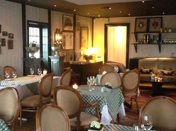 Hotel Photo 10